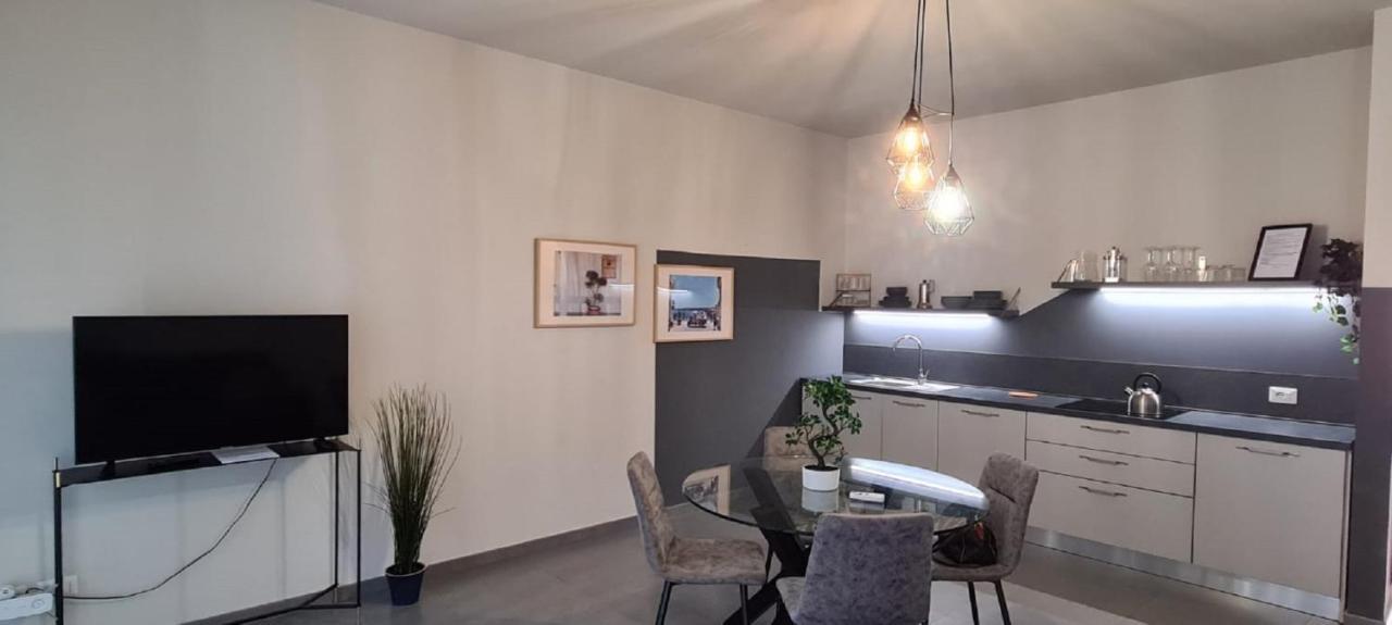 Etna Suite Design Apartments Catania Exterior photo